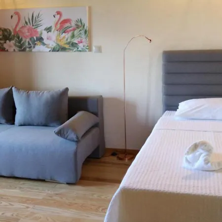 Rastoni Villas *