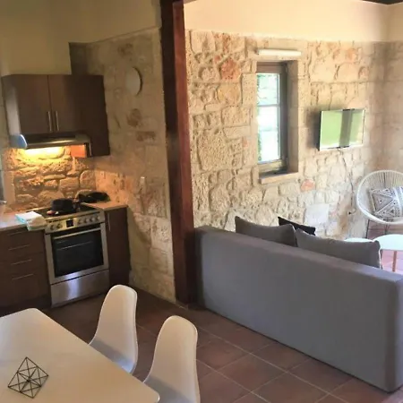Rastoni Villas Pensiune *